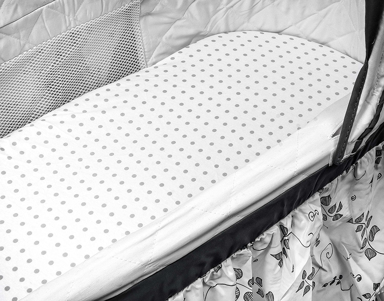 Bassinet Sheet Set - Image 7