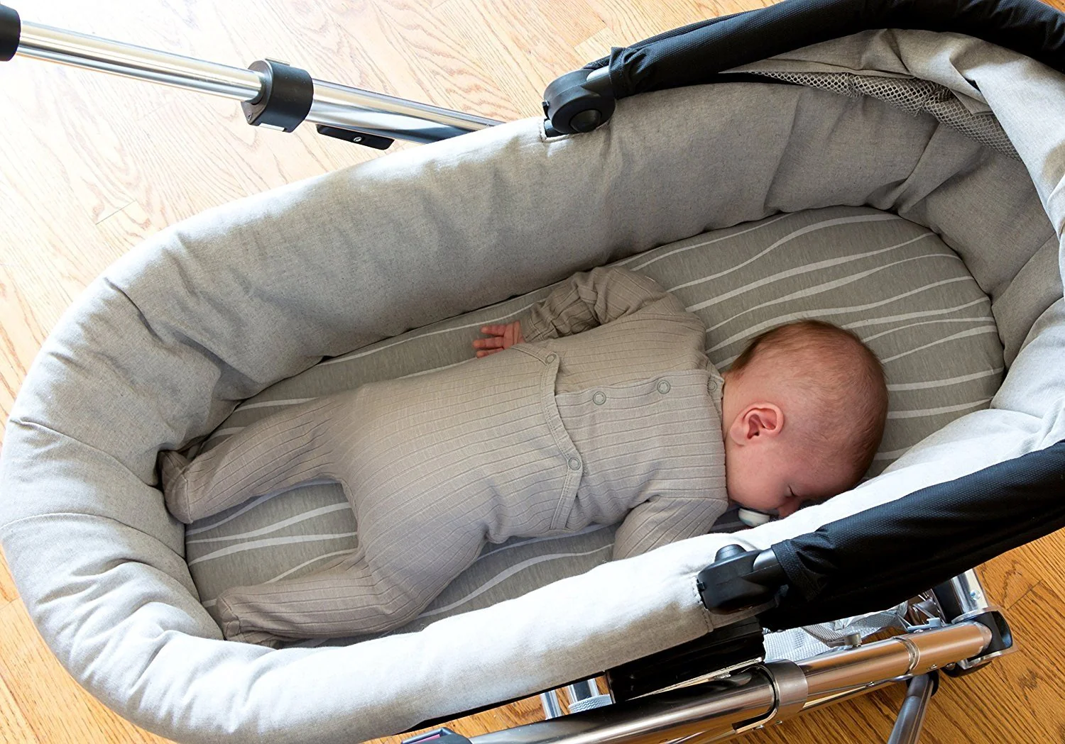 Bassinet Sheet Set - Image 8