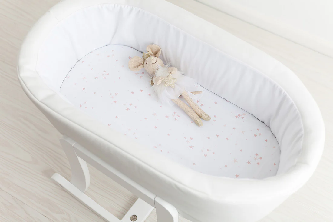 Bassinet Sheet Set - Image 5