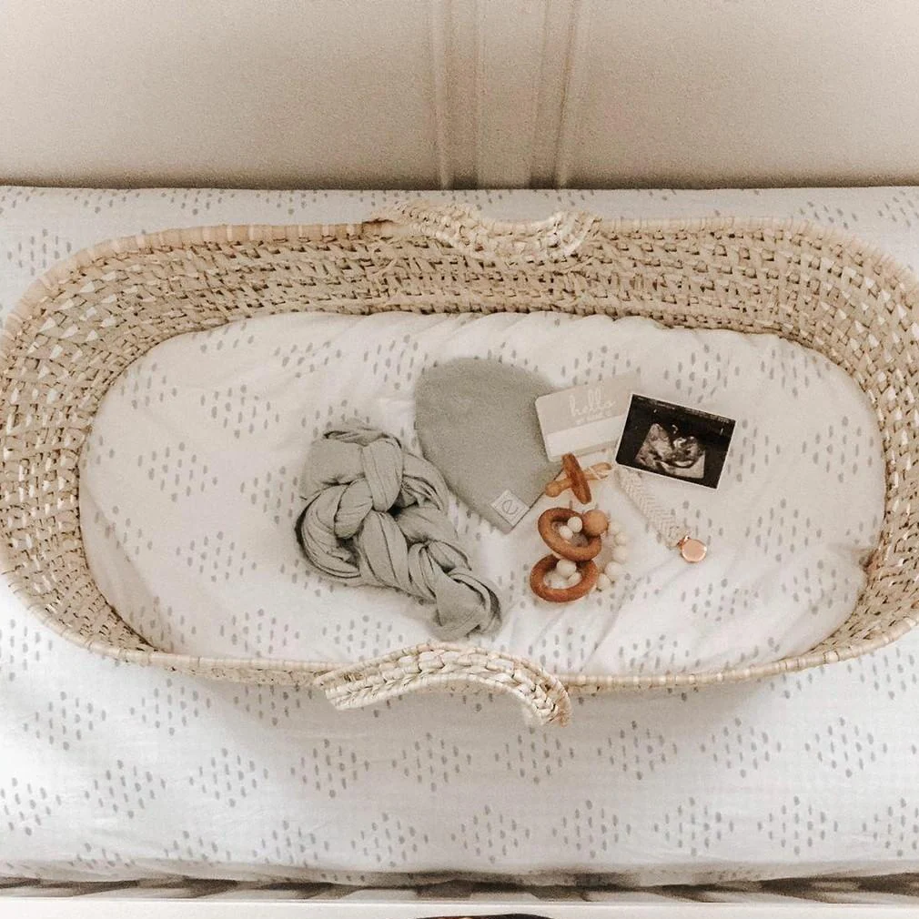 Bassinet Sheet Set - Image 7