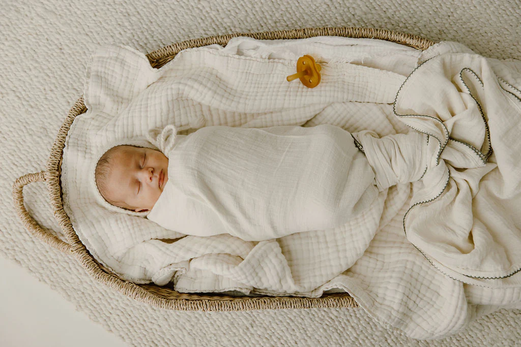 Baby Boy Swaddle Blanket 2-Pack - Ivory - Printed Palm Trees - Image 5