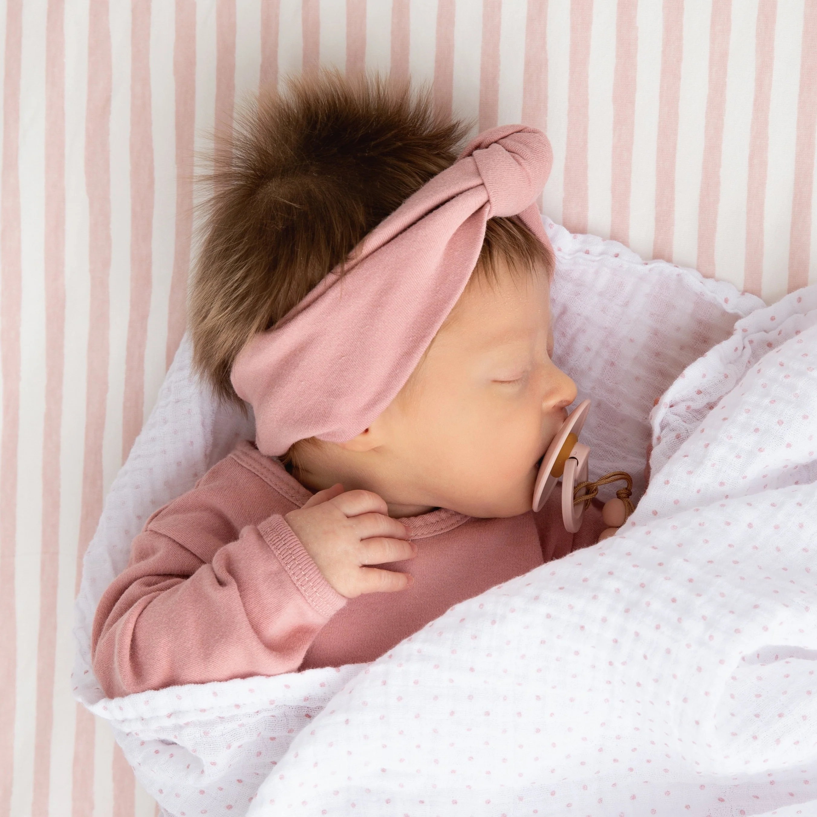 Waterproof Bassinet Sheet Set - Image 10