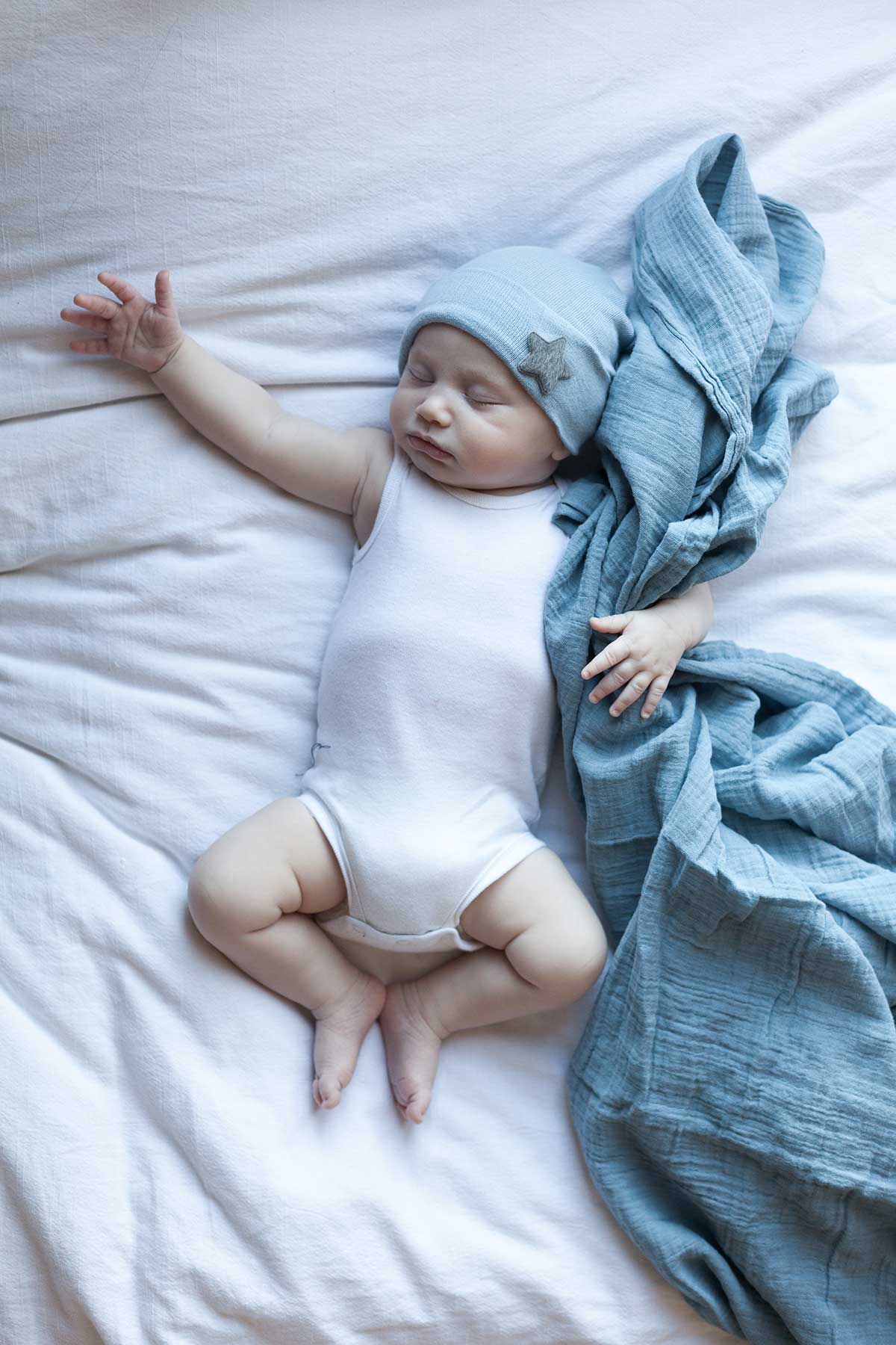 Newborn Hospital Hats - Blue & White - Image 5